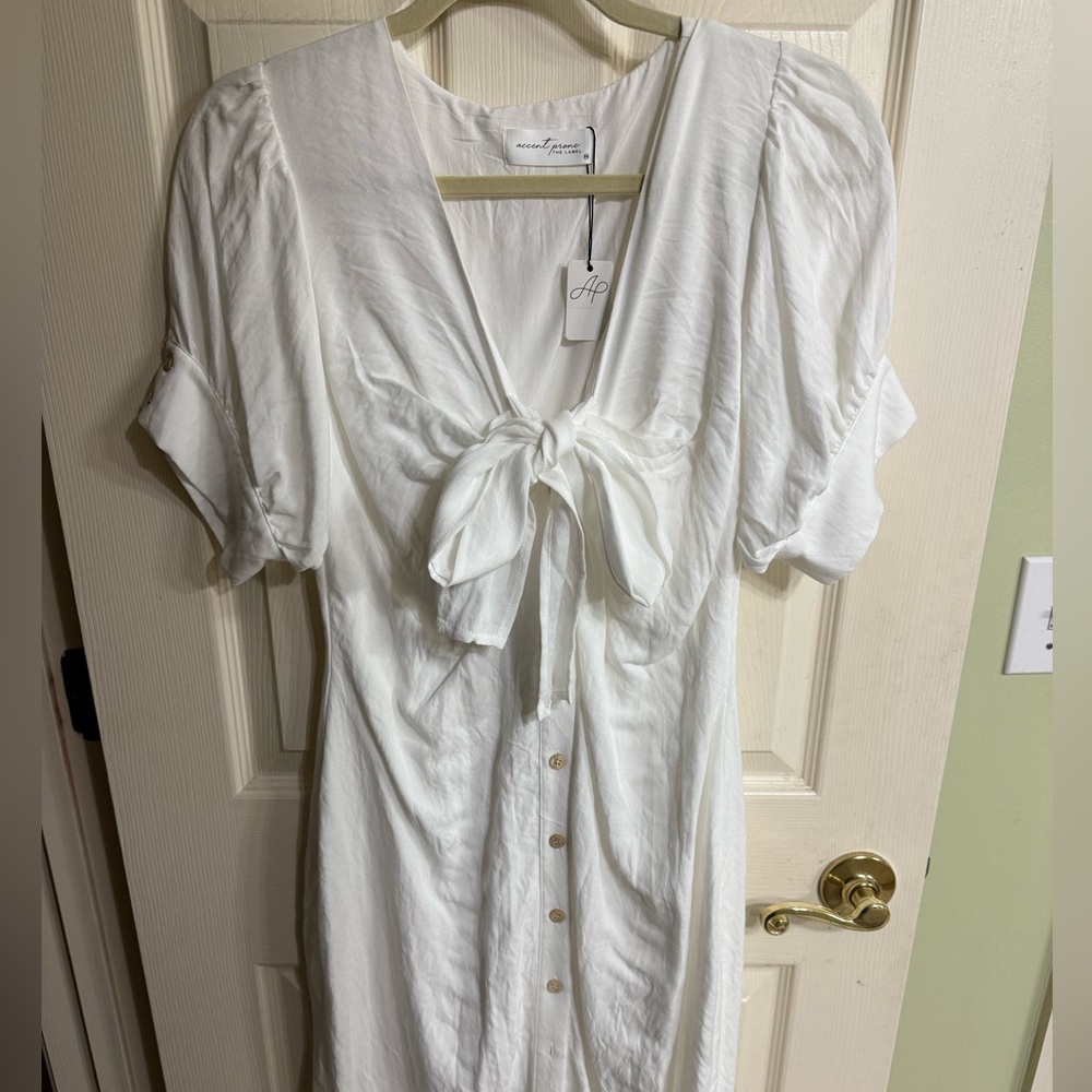 NWT, Accent Prone white button down dress, size M